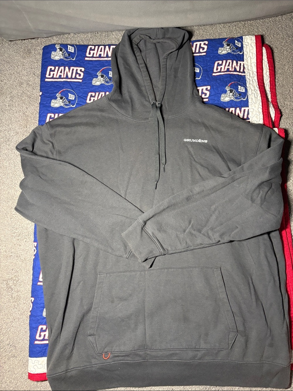 Grundéns Men's Charcoal Hoodie with Kangaroo Pocket
